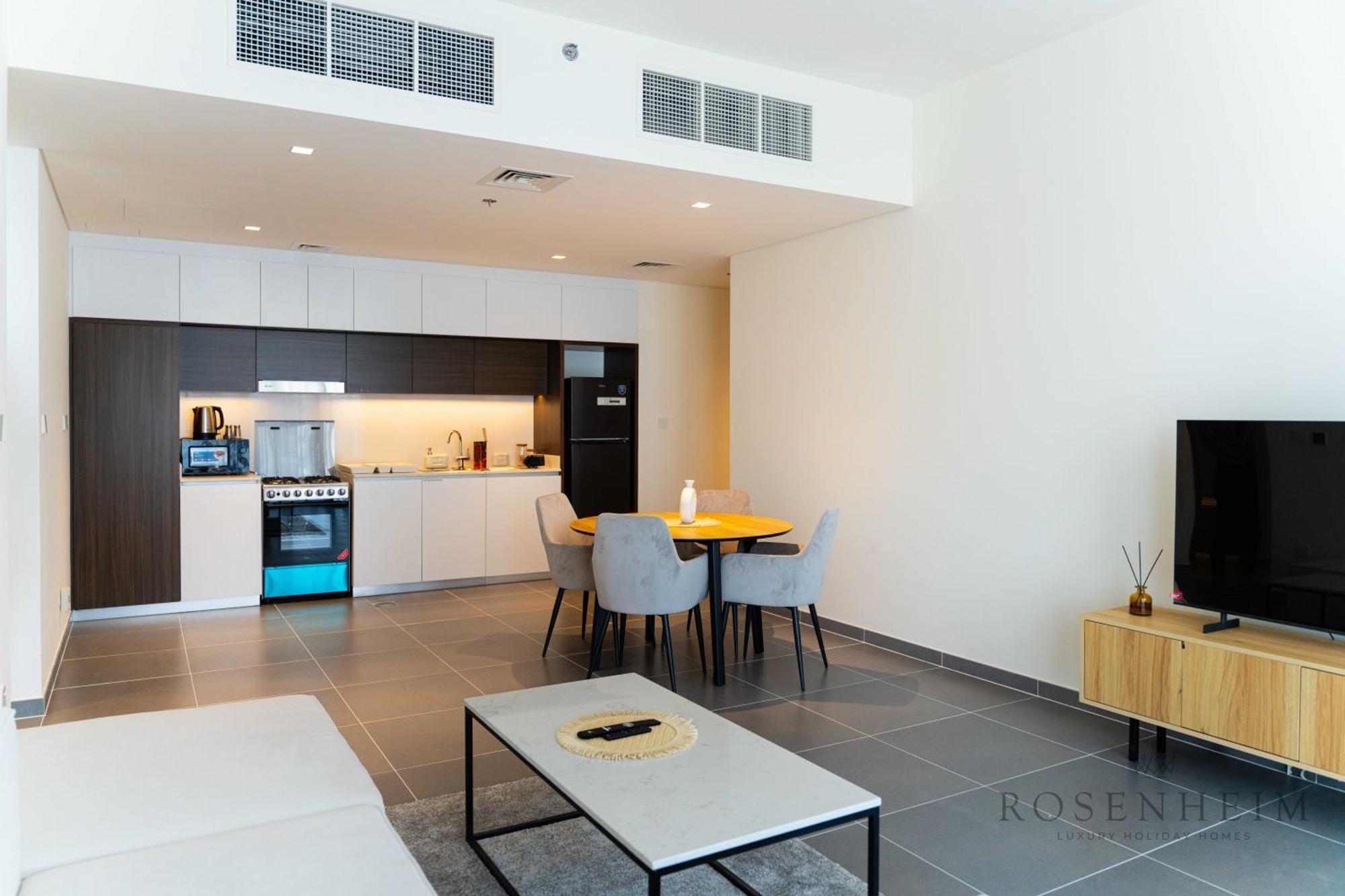 Apartment Rosenheim - Refreshed 1 Bedroom In Creek Harbour *