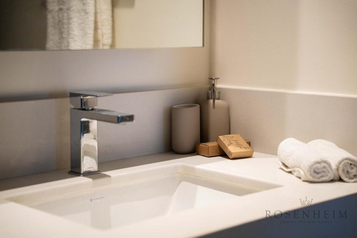 Rosenheim - Refreshed 1 Bedroom In Creek Harbour